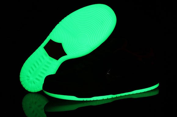 Release Date: Premier x Nike SB Dunk Low Northern Lights
