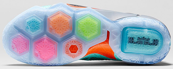 UPDATE: Nike LeBron 12 NSRL New Release Date