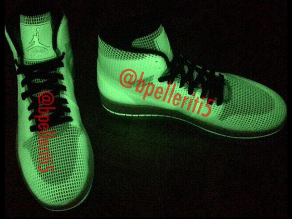 Glow in the Dark Jordan 4LAB1