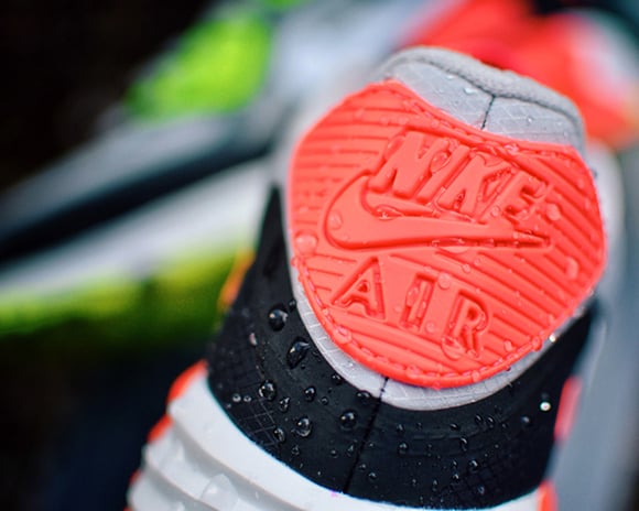 Nike Air Max Lunar 90 Goes Water Proof