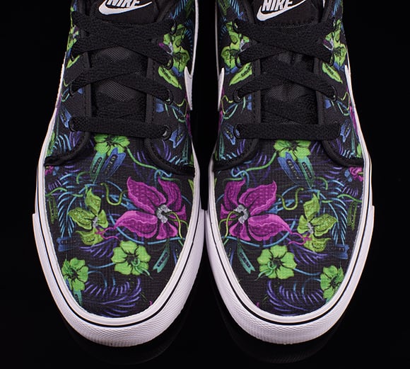 Nike Toki Low Floral