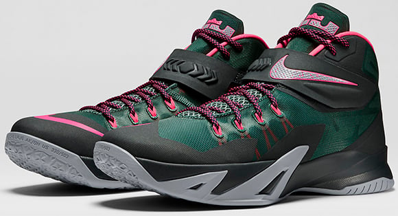 Nike Zoom Soldier 8 Seaweed Hyper Punch