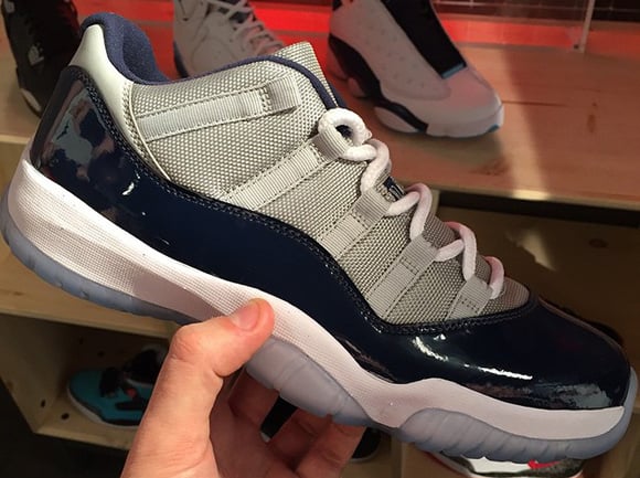 Air Jordan 11 Low Retro Georgetown