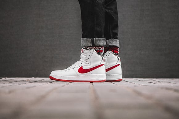 nike air force 1 high white on feet