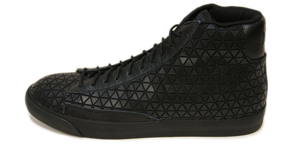 Nike Blazer Mid Metric