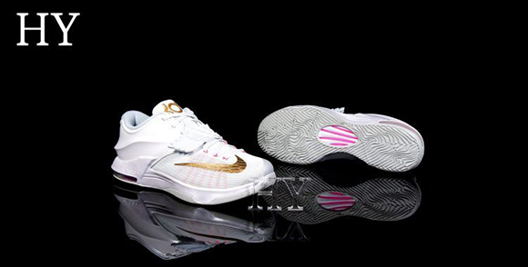 Nike KD 7 Aunt Pearl