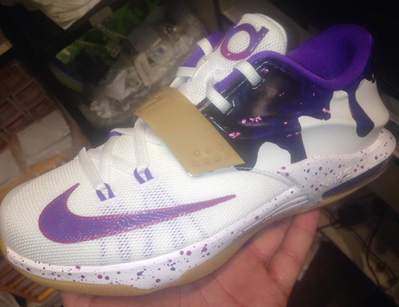 First Look: Nike KD 7 GS ‘PBJ’