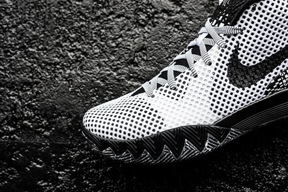 Nike Kyrie 1 BHM Black History Month