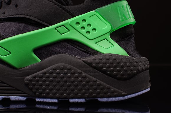 Nike Air Huarache FB Black Poison Green