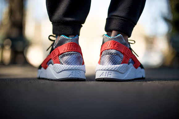 Nike Air Huarache FB Hypervenom