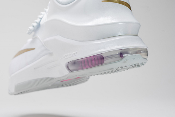 Nike KD 7 Aunt Pearl