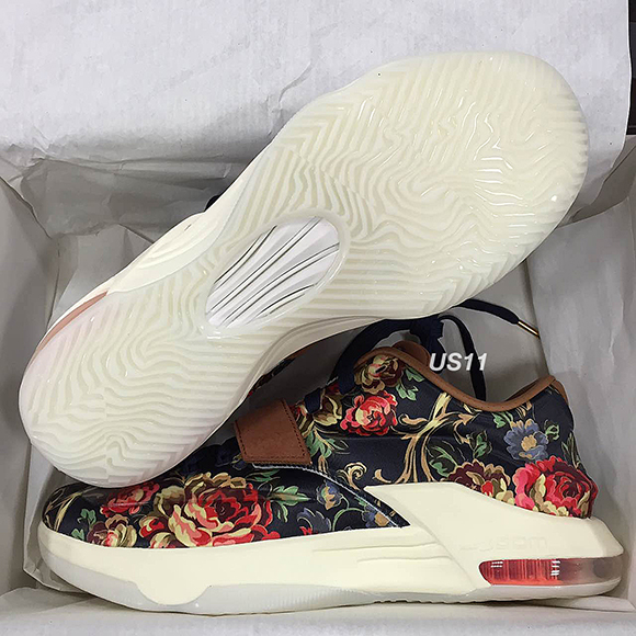 Nike KD 7 EXT Floral Release Date