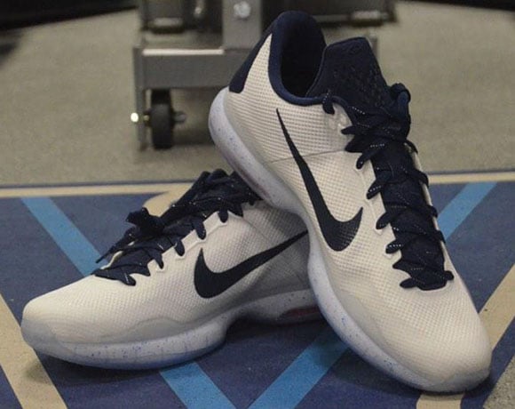 Nike Kobe 10 Villanova PE