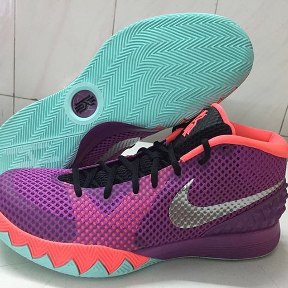 Nike Kyrie 1 Medium Berry Easter