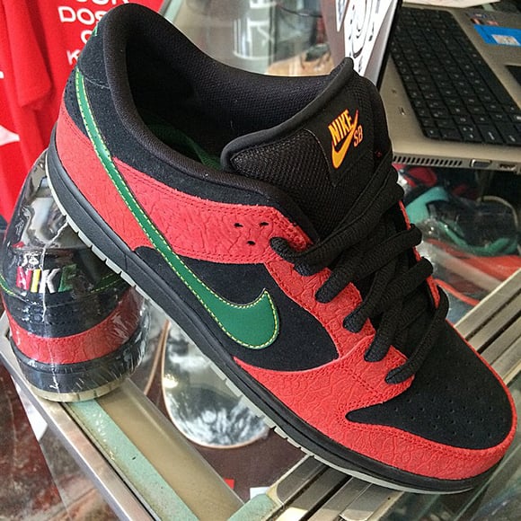 nike dunk sample