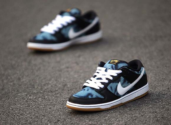 Nike SB Dunk Low Washed Denim Fast Times