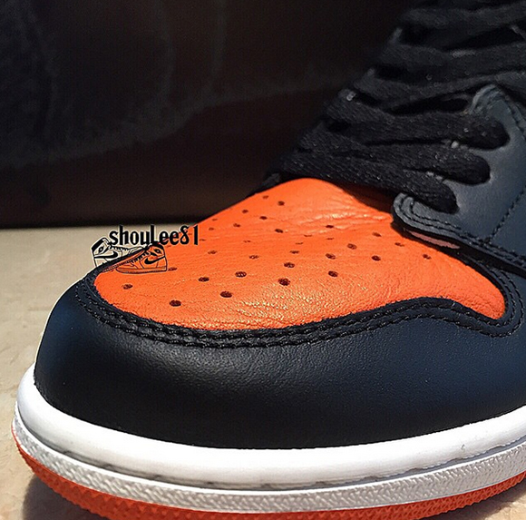 Air Jordan 1 Retro High OG Shattered Backboard