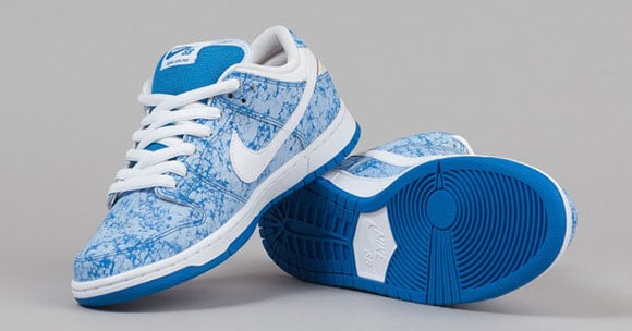 Nike SB Dunk Low Blue Marble 420