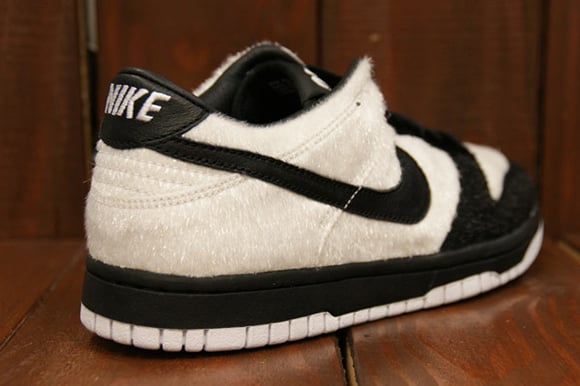 Nike SB Dunk Low Panda