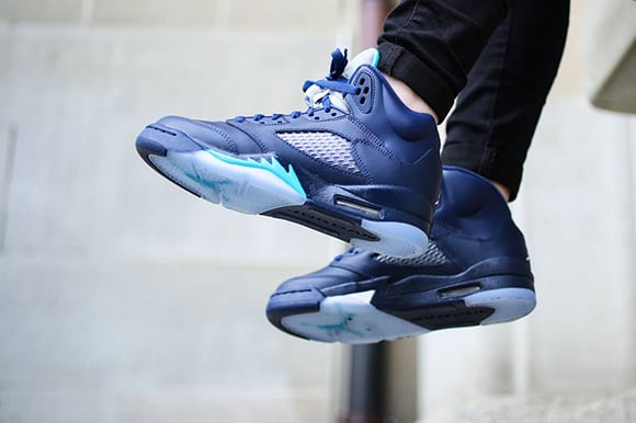 Air Jordan 5 Hornets On Foot