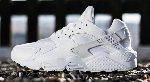 Nike Air Huarache ‘Whiteout’