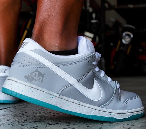 Nike Dunk SB Low Air Mag