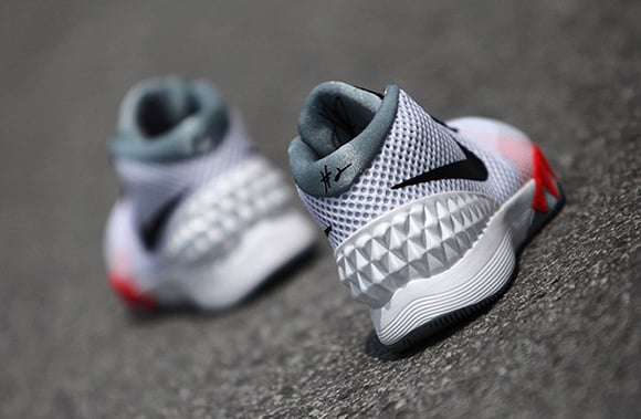 Nike Kyrie 1 Infrared