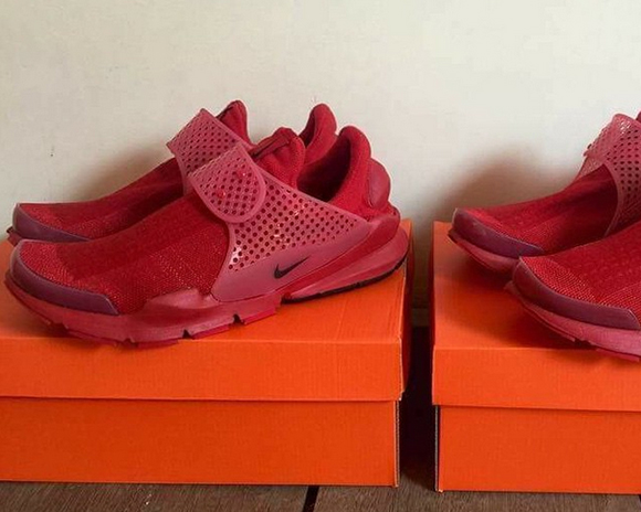 Nike Sock Dart Gym Red