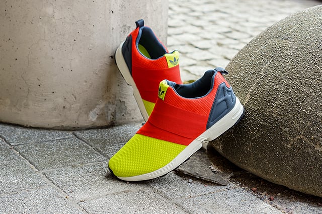 Simplemente desbordando Hazme tornillo adidas ZX Flux Slip-On Solar Yellow / Red | SneakerFiles