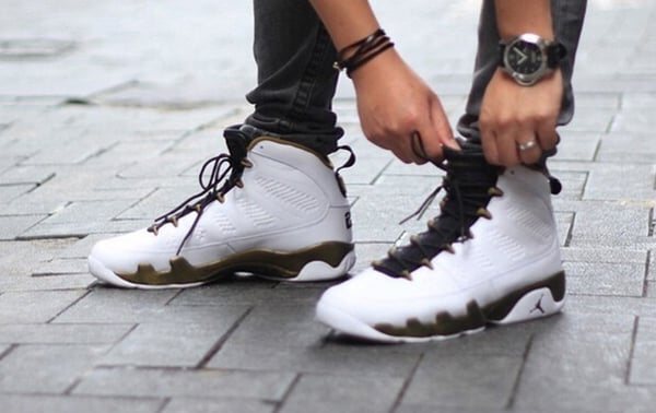 Air Jordan 9 ‘Copper Statue’ – On Foot