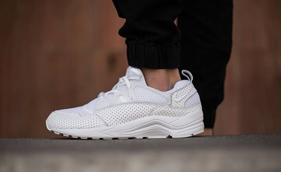 nike air huarache light