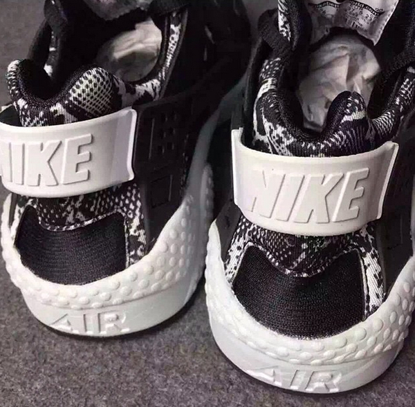 Nike Air Huarache Snakeskin Black White