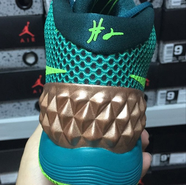 Nike Kyrie 1 Australia