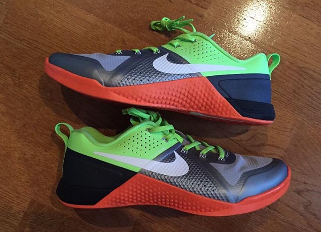 Nike Metcon 1 Silver Orange Lime Green Sample