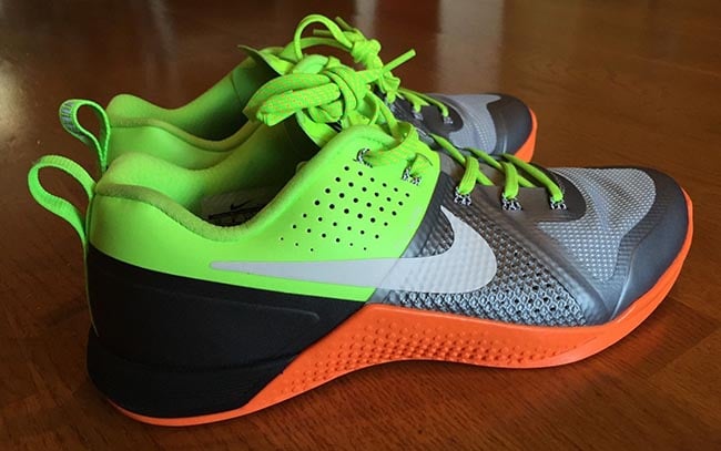Nike Metcon 1 Silver / Orange – Lime Green Sample