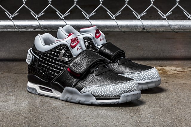 Detailed Look of the Nike Air Cruz ‘Black Cement’