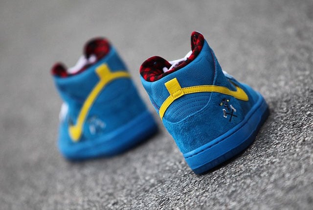 Familia Skate Shop Nike SB Dunk High Blue Ox