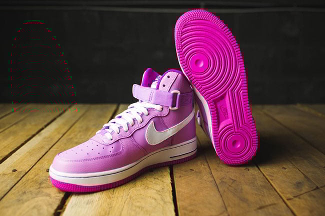 grade school pink and white air force 1