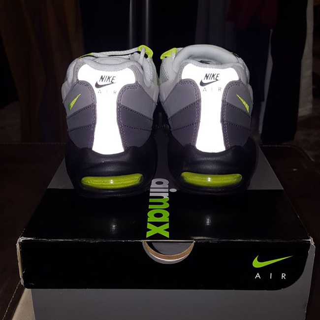 Nike Air Max 95 OG Neon 2015 OG Box