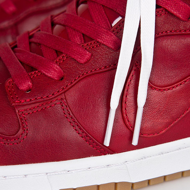 Nike Dunk High Lux SP Gym Red European Release Date