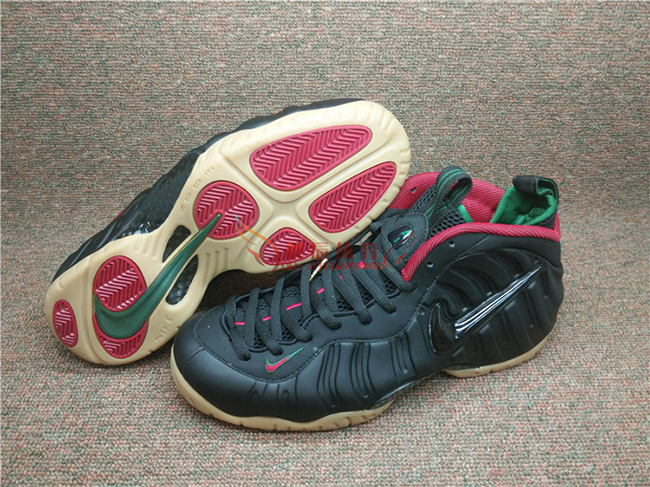 gucci foams black