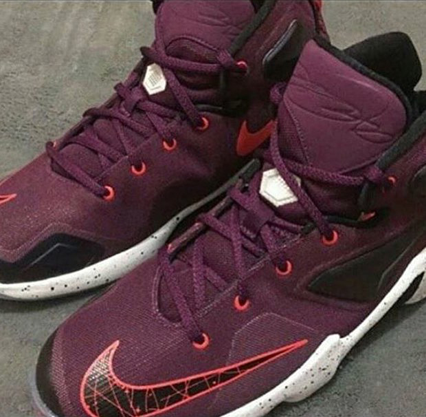 Nike LeBron 13