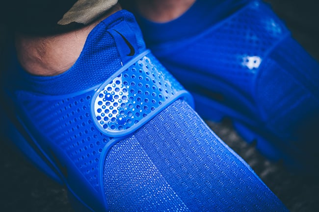 Nike Sock Dart Independence Day Blue On Feet