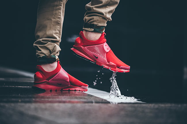 all red nike sock dart