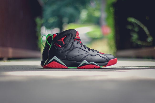 Air Jordan 7 Marvin the Martian Retro