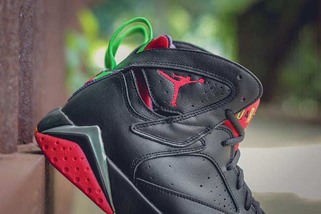 Air Jordan 7 Marvin the Martian Retro