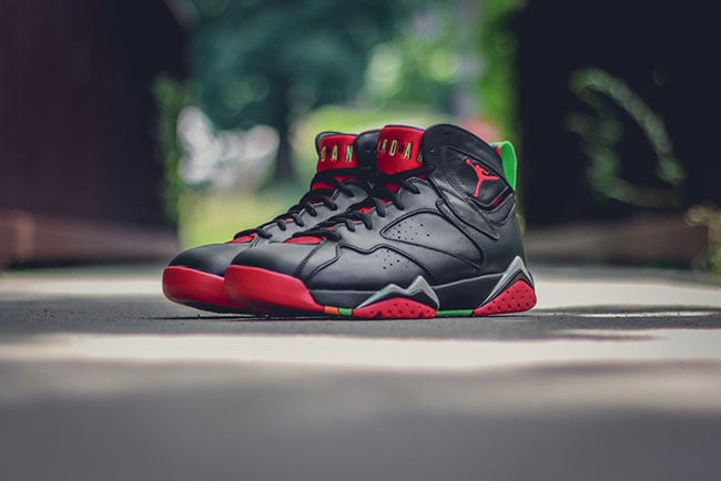 Air Jordan 7 Marvin the Martian Retro