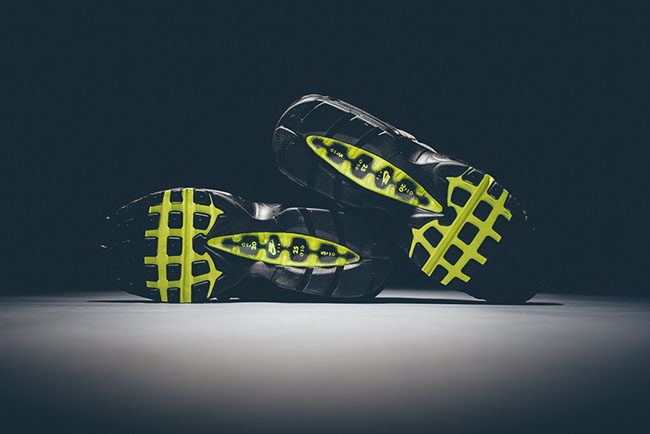 Nike Air Max 95 OG Neon Releasing 