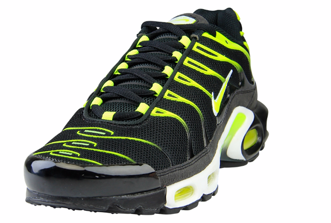 Nike Air Max Plus Black Volt