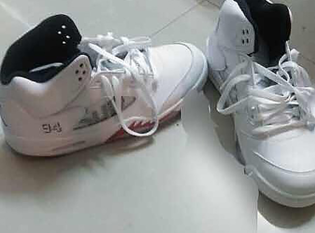 Supreme Air Jordan 5 White